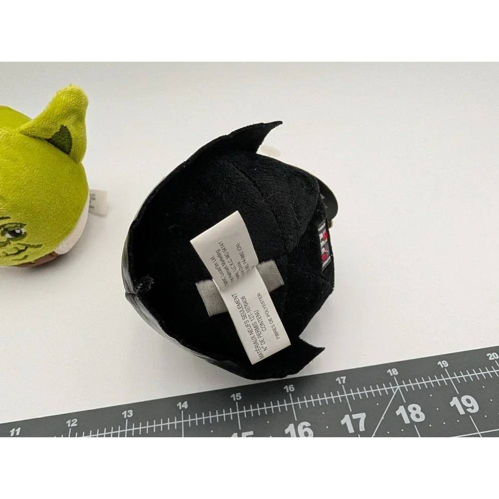 Hallmark Star Wars Yoda Darth Vader Fluffballs Round‎ Plush Ball Ornament 3 Inch